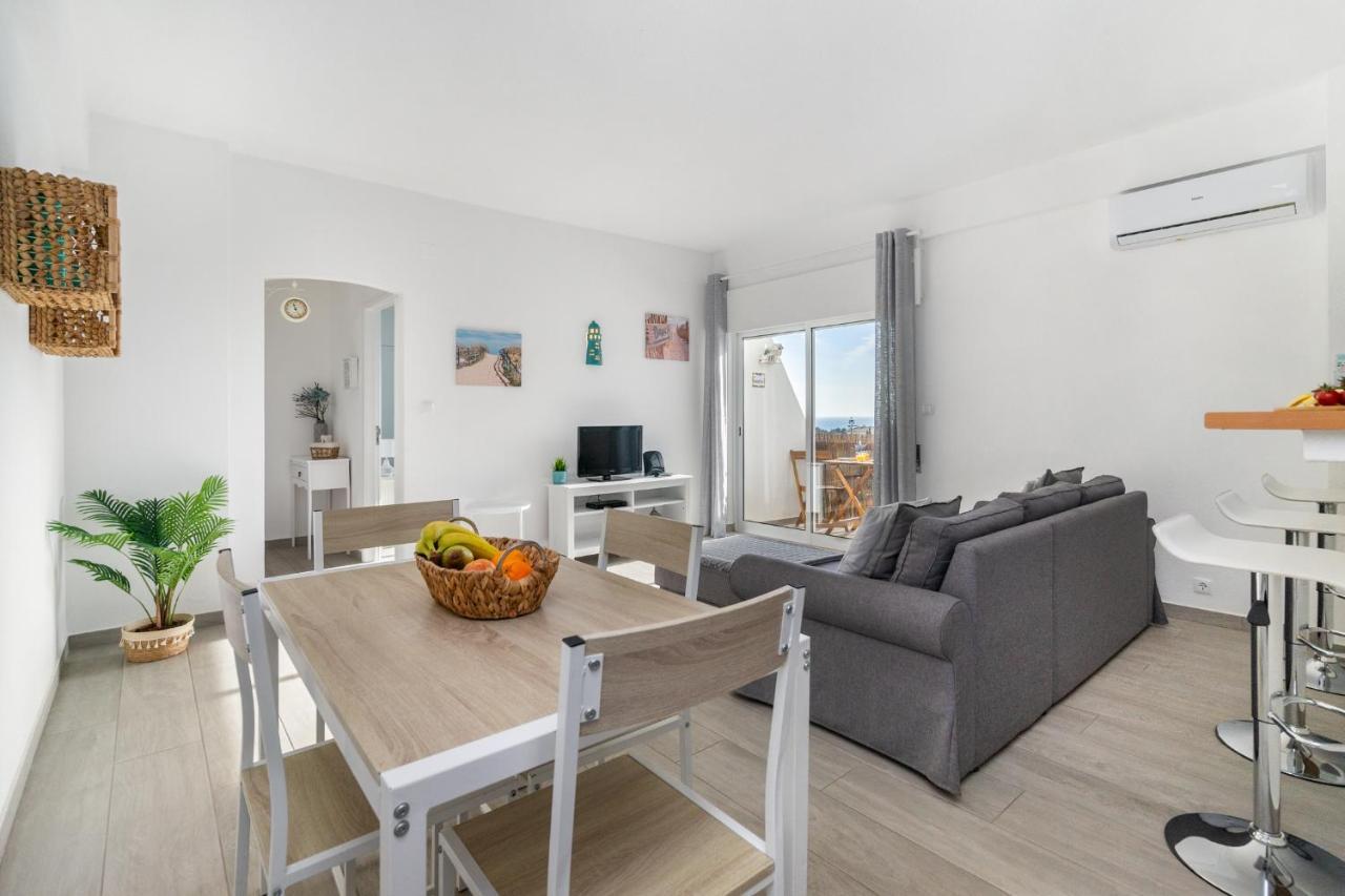 Apartamento Cor Do Mar: Seaside Retreat in Alvor Exterior photo